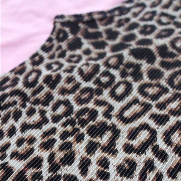 y2k Plisse Cheetah Print Scrunched Silky Tank Top - Picture 7 of 9